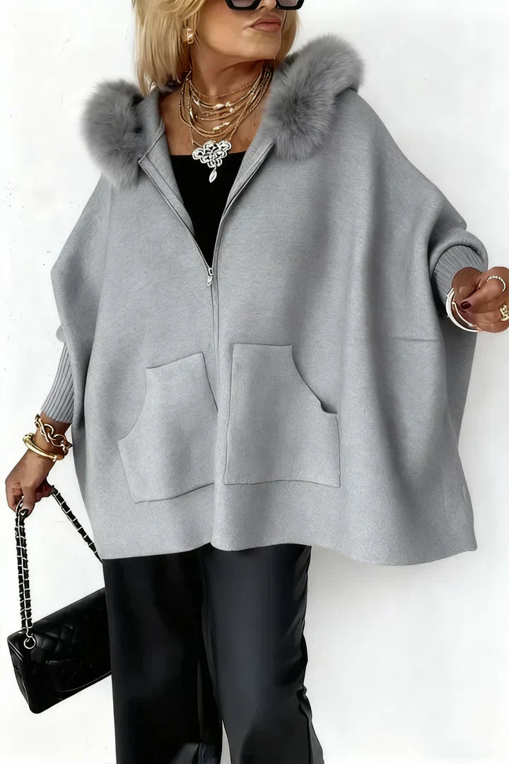 Elske | Luxe Cape met Moderne Pasvorm