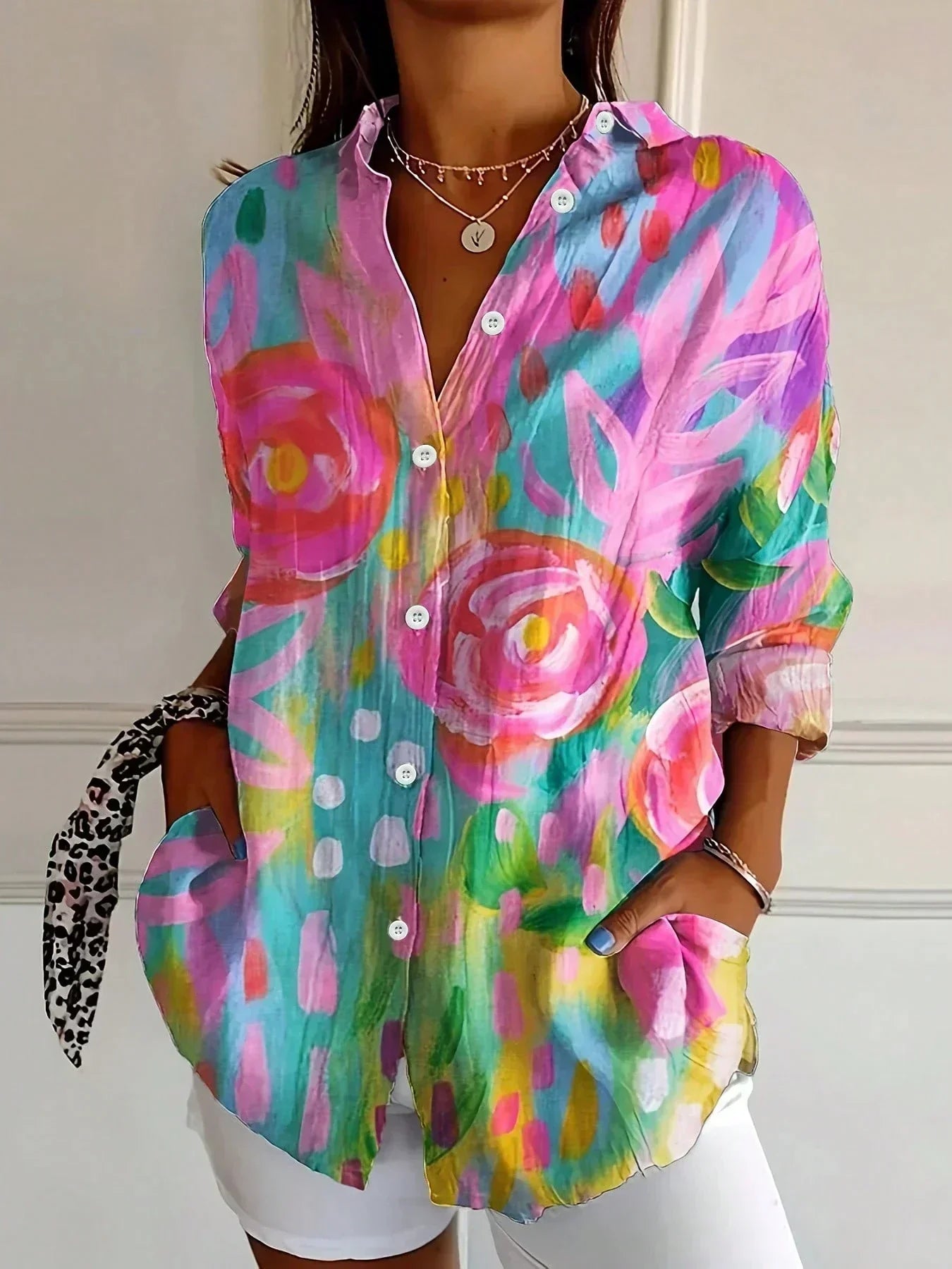 Lianne | Kleurrijke blouse met knopen – Lichte stof