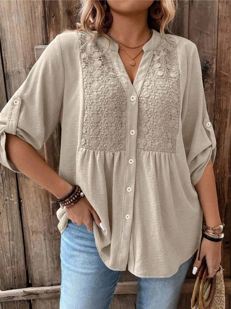Elizabeth – Blouse met V-hals en knopen