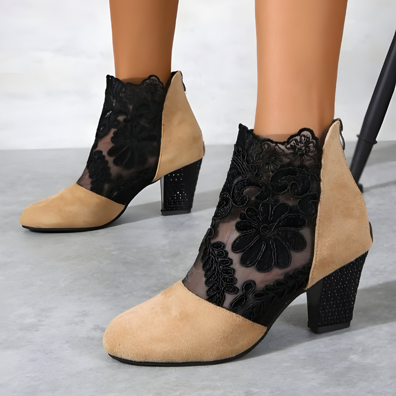 Osvina | Elegante Enkellaarzen Met Kantdetails