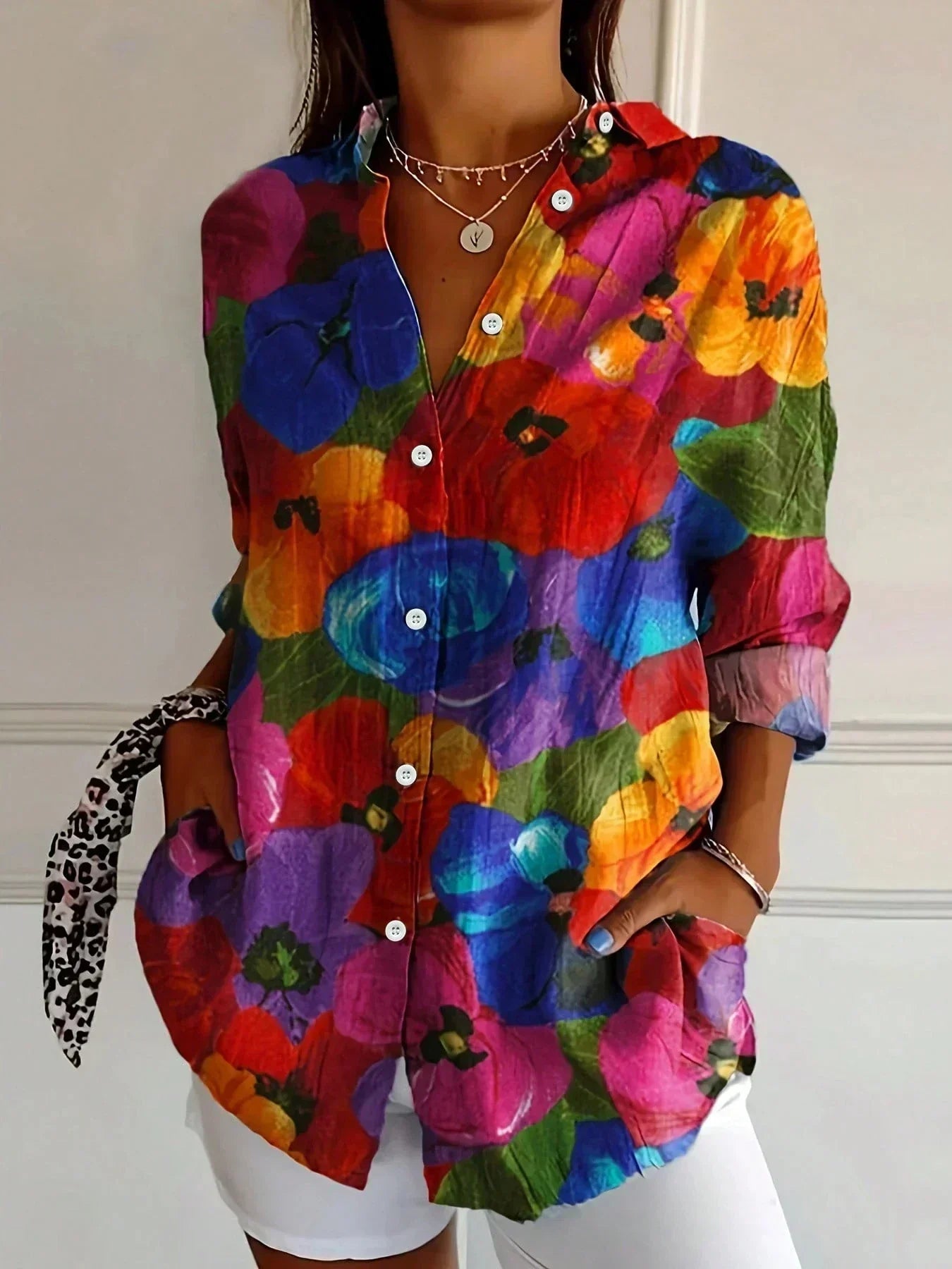 Lianne | Kleurrijke blouse met knopen – Lichte stof